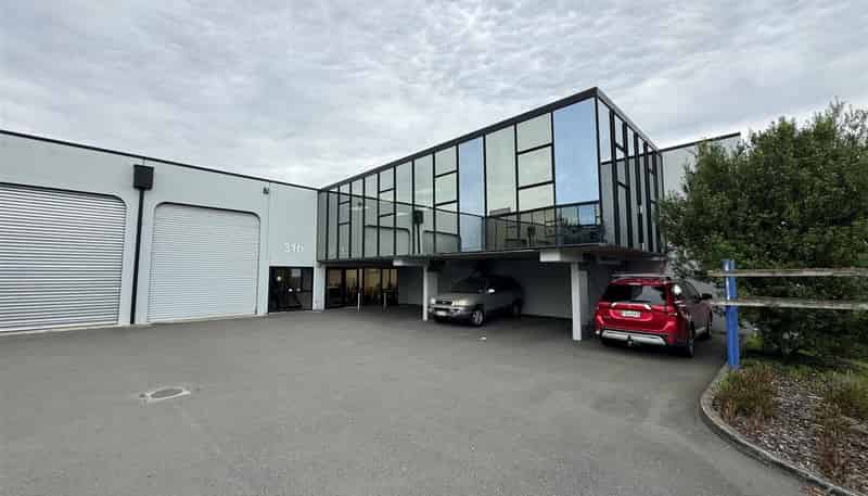  31B Iversen Terrace, Waltham