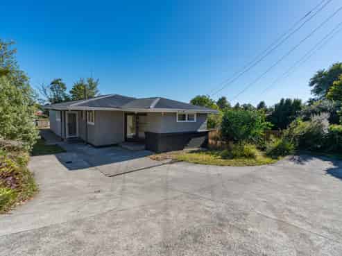 339 Cobham Drive, Hillcrest