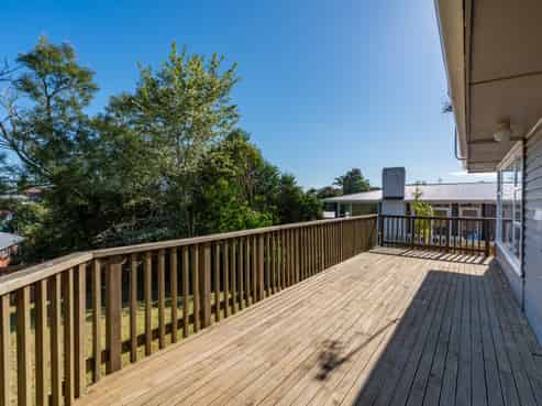 339 Cobham Drive, Hillcrest