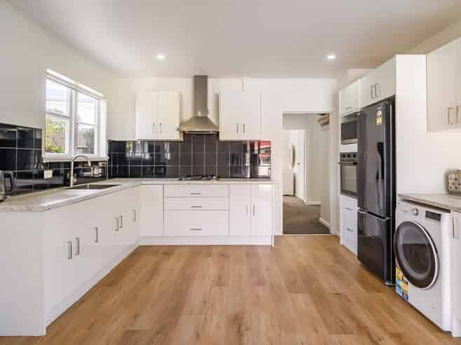 78 Hall Crescent, Epuni