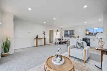 2/24 Waimana Road, Conifer Grove