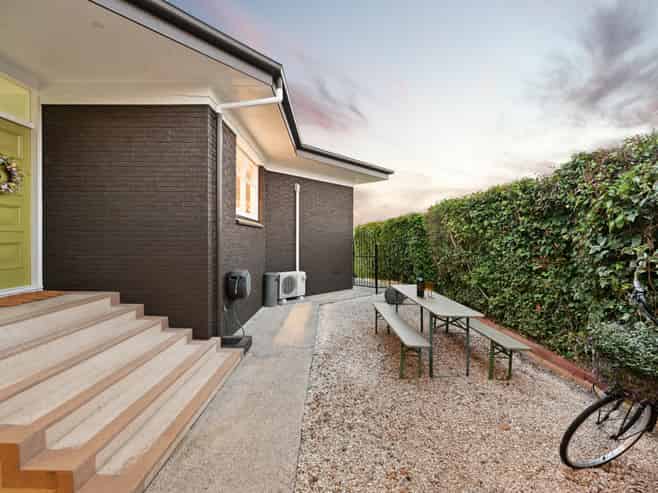 6 Keats Terrace, Leamington