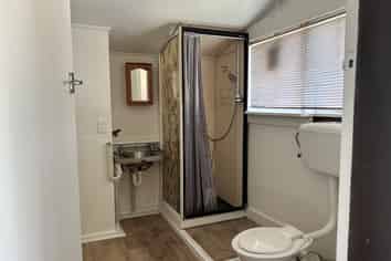 3/254 Lincoln Road, Addington