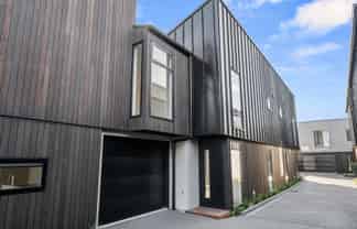 2/9 Innes Road, Saint Albans