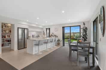 23 Merino Crescent, Amberley