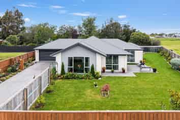 23 Merino Crescent, Amberley