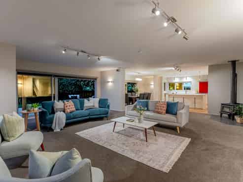 34 Menin Road, Raumati South