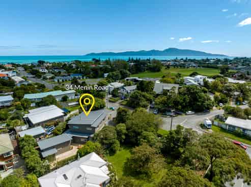 34 Menin Road, Raumati South