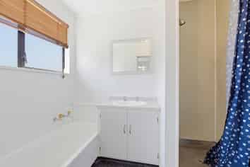 297B Chadwick Road, Greerton