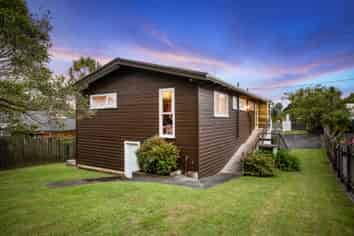 211 Woodlands Park Road, Titirangi