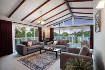 211 Woodlands Park Road, Titirangi