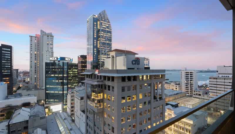 1607/10 Commerce Street, Auckland Central