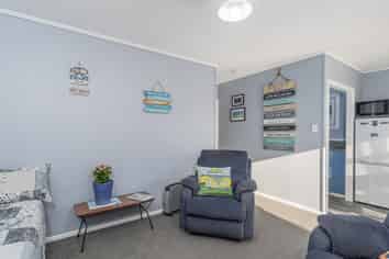 5/106 Barbara Avenue, Whangamata