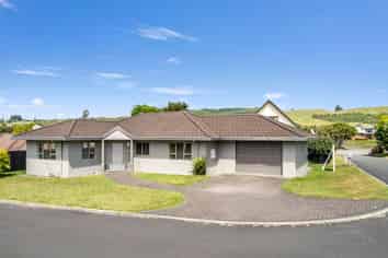 61 Hodgkins Street, Pukehangi