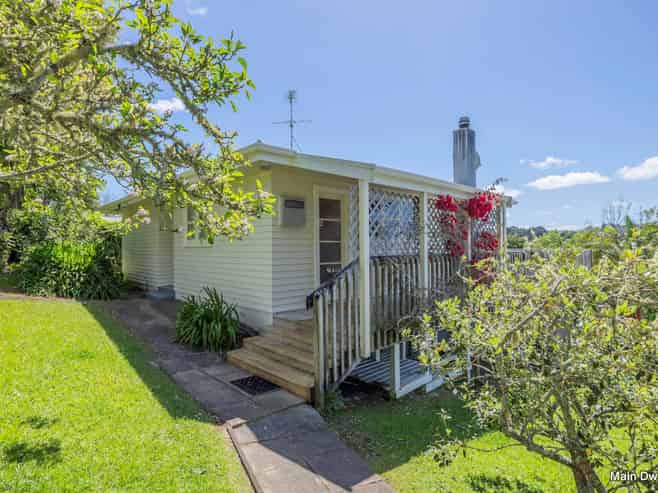 94 The Avenue, Lucas Heights