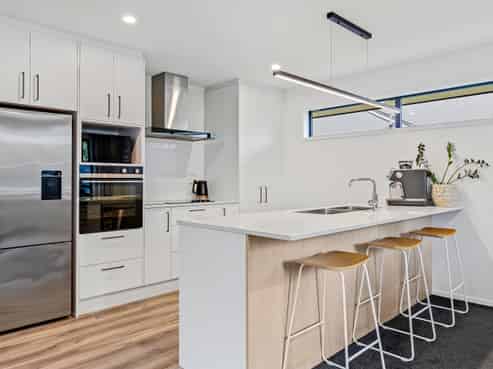 61 Henshaw Street, Woodend