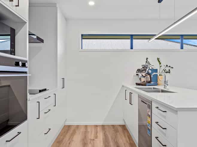 61 Henshaw Street, Woodend