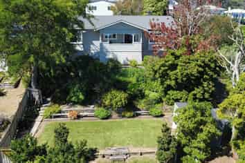 117 Edward Street, Thames