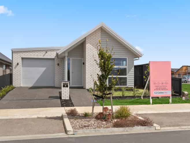 4 Adzebill Court, Rototuna
