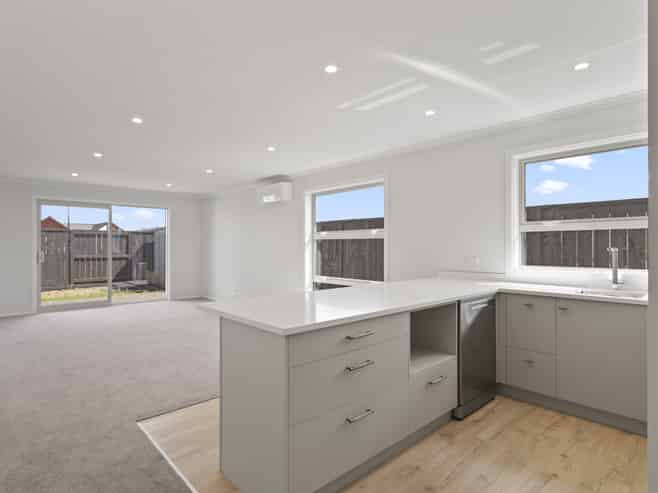 4 Adzebill Court, Rototuna