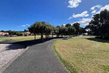 3 Lockington Ave, Henderson