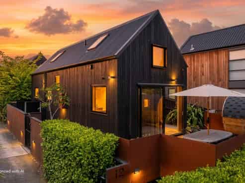 12A Hurley Street, Christchurch Central