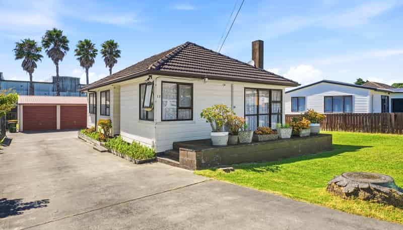 12 Plunket Avenue, Papatoetoe