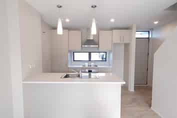 4/9 Beaufield Lane , Te Atatu Peninsula