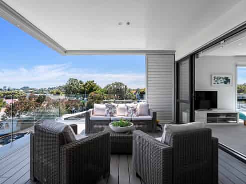 402/2A Raurenga Avenue, Royal Oak