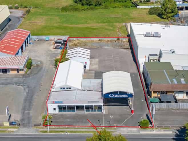 Main road profile- Space and scale