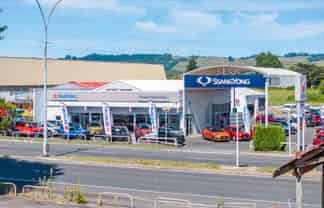 Exclusive main road profile