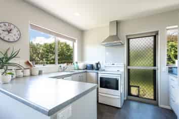 4/193 Songer Street, Stoke