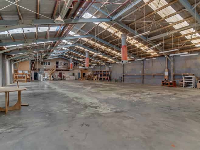 CBD Fringe Industrial with Large Power