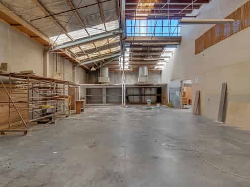 CBD Fringe Industrial with Large Power