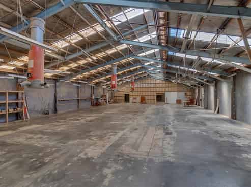 CBD Fringe Industrial with Large Power