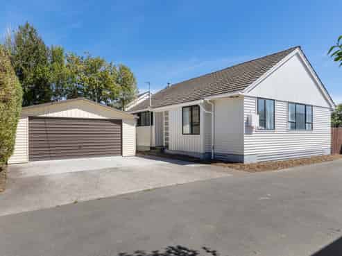 14 De Havilland Street, Hornby