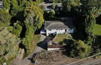 8 Makora Road, Massey