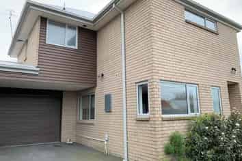 380 Selwyn Street, Addington