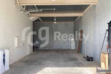 IMMACULATE LIVE/WORK UNIT IN THE WEST - SOLE AGENT