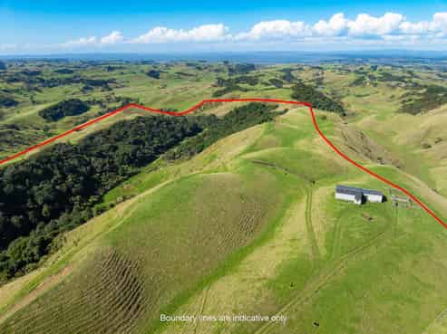 1672 Awhitu Road, Waiuku