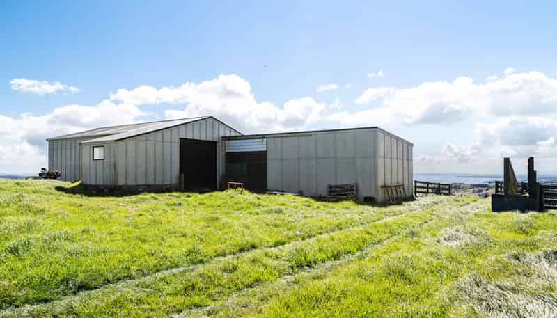 1672 Awhitu Road, Waiuku