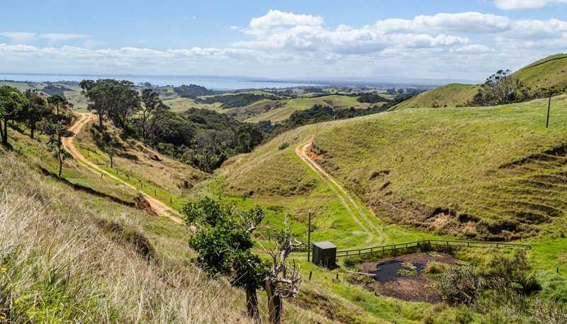 1672 Awhitu Road, Waiuku