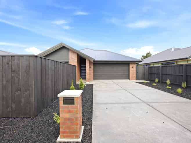 8 Corry Lane, Rolleston