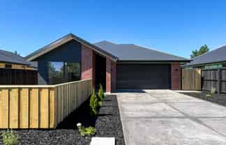 8 Corry Lane, Rolleston