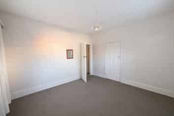 291a Riccarton Road, Riccarton