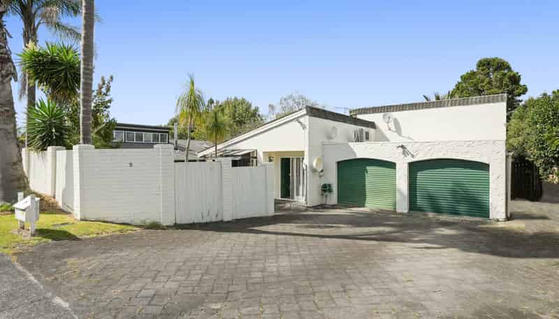 9 Micawber Place, Mellons Bay