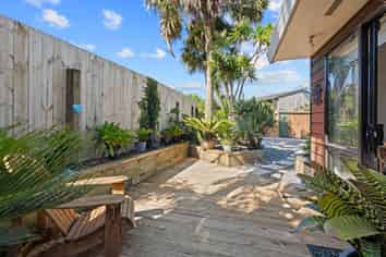 31B Lyn Grove, Papamoa Beach