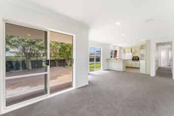 3 Webb Place, Papamoa