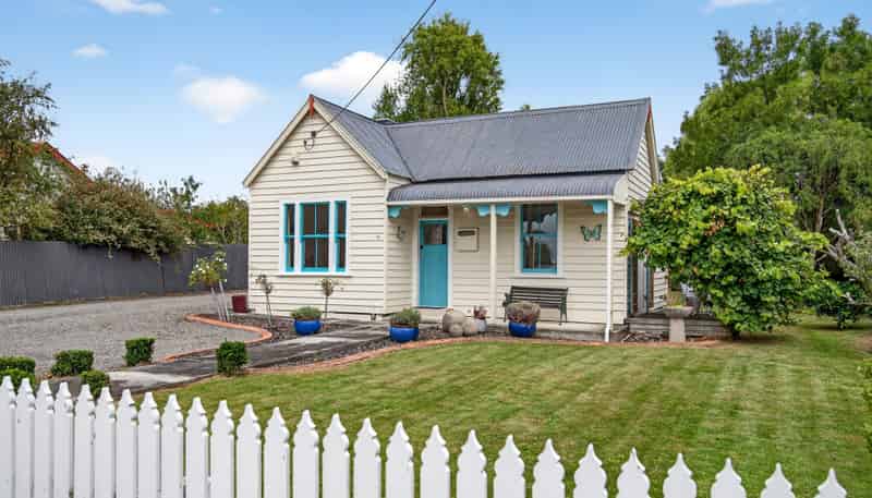 20 Malcolm Street, Martinborough