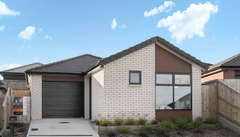 23 Scenic Rise, Rototuna North